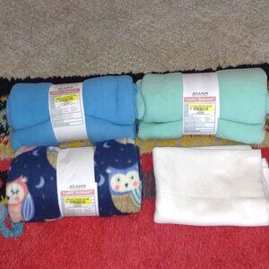SOLD  4pc cute owls fleece blanket making set Each Piece Is 1yd-56"